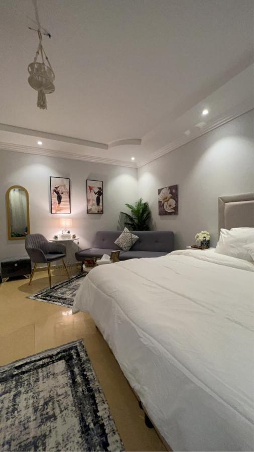 استديو قريب من البوليفارد و أهم المطاعم والفعاليات قفل ذكي Apartment *