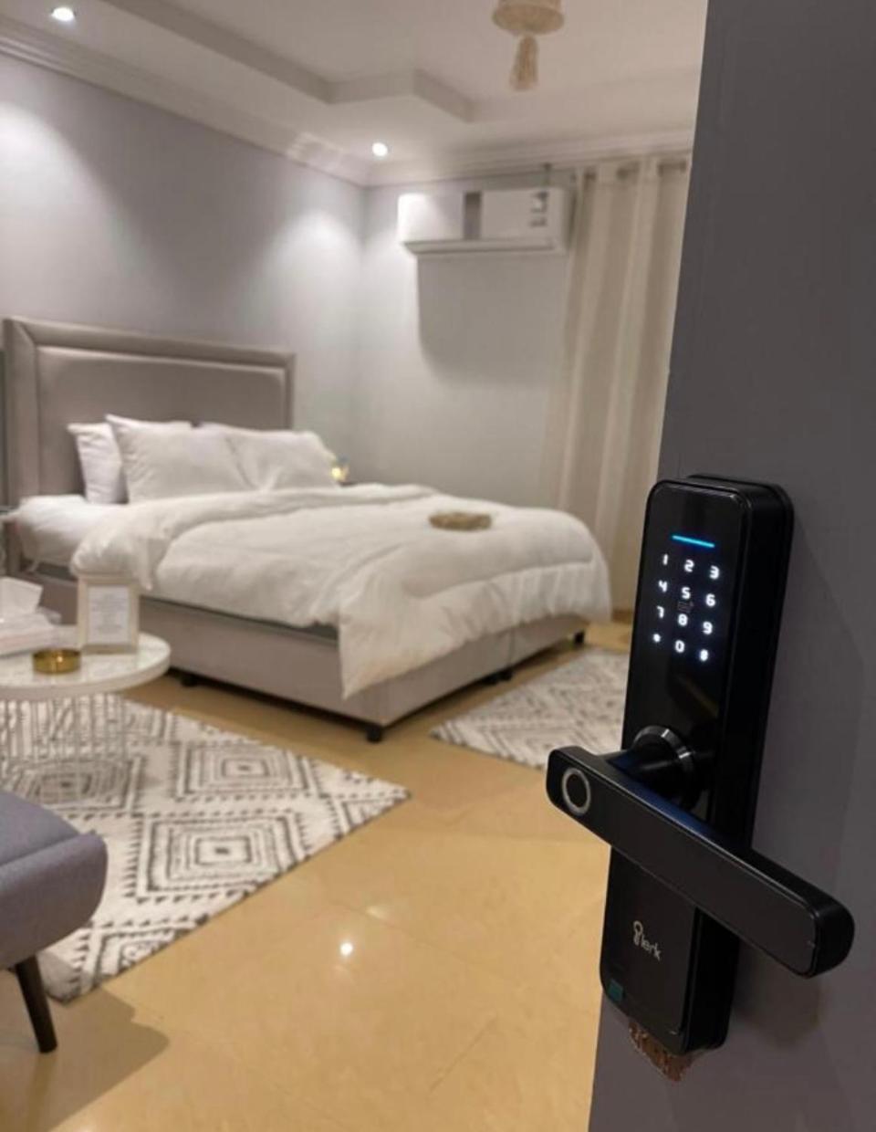Apartment استديو قريب من البوليفارد و أهم المطاعم والفعاليات قفل ذكي Riyadh